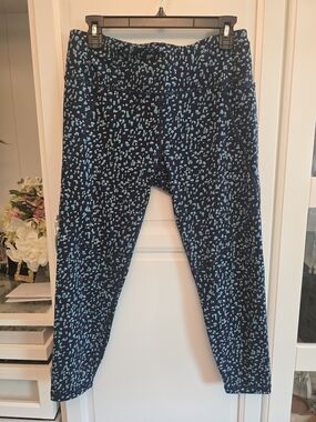 ROAM Navy Leggings with Turquoise Priarie Print